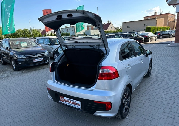 Kia Rio cena 36900 przebieg: 98000, rok produkcji 2017 z Trzebnica małe 667
